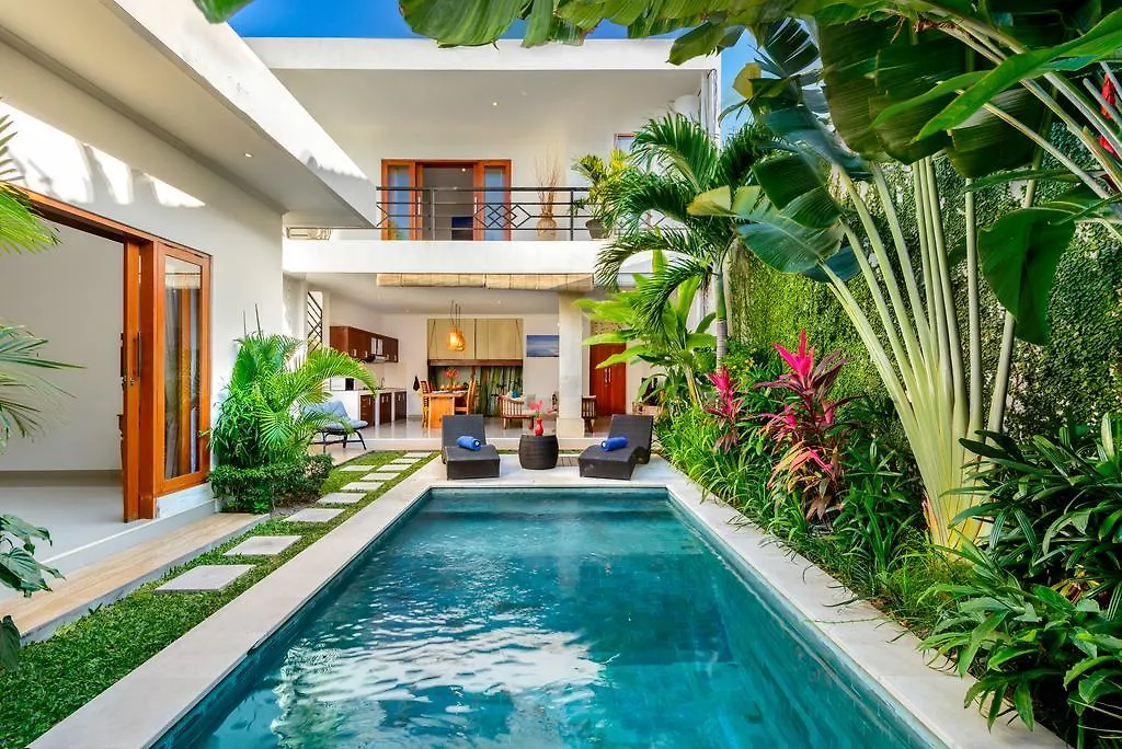 Pino Residence Seminyak Villa